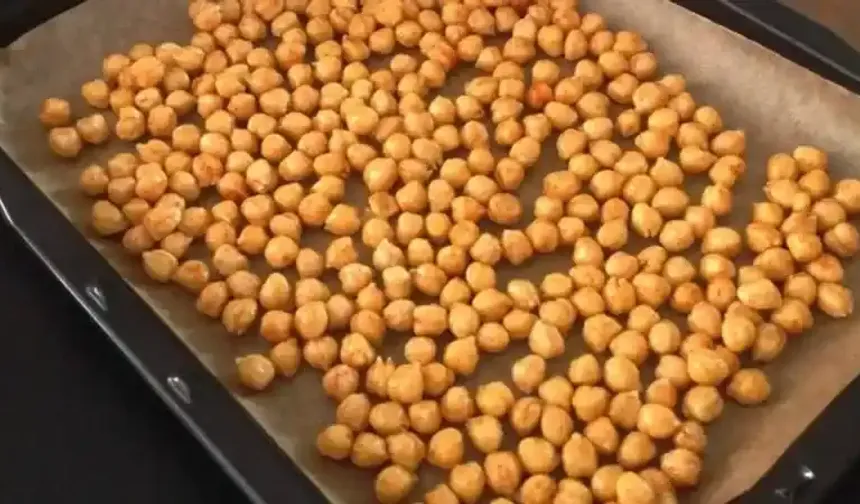 'Fırında nohut olur mu?' demeyin! Tencere yemeklerini unutacaksınız... Fırında nohut tarifi