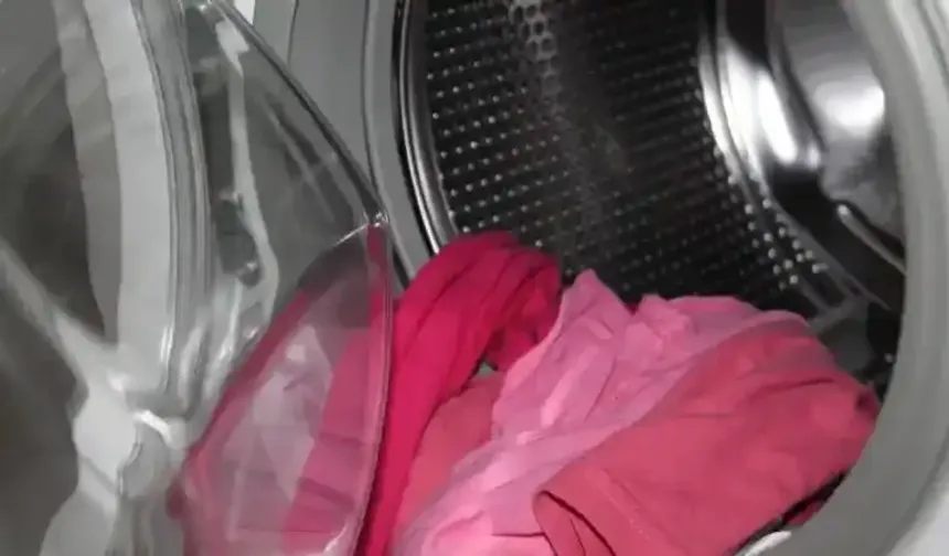 Çamaşır makineleri servis yüzü görmeyecek! Bir kaşık ekleyin, senelerce arızasız kullanın