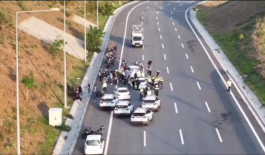 Motosikletli trafik canavarlarına emniyetten film gibi operasyon!