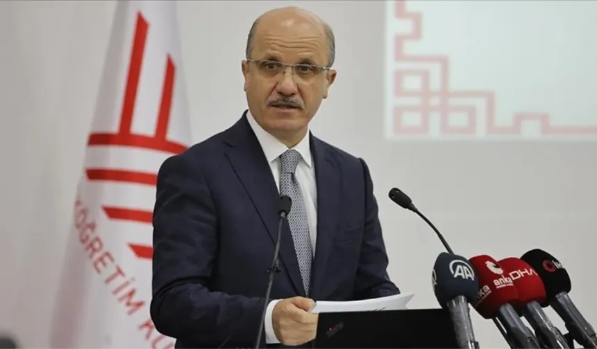 Üniversitede devrim gibi karar: 4 yıllık eğitim 3 yıla iniyor!