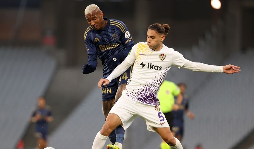 685 gün sonra maç fazlasıyla da olsa Fenerbahçe liderliğe yükseldi... Eyüpspor-Fenerbahçe: 0-3