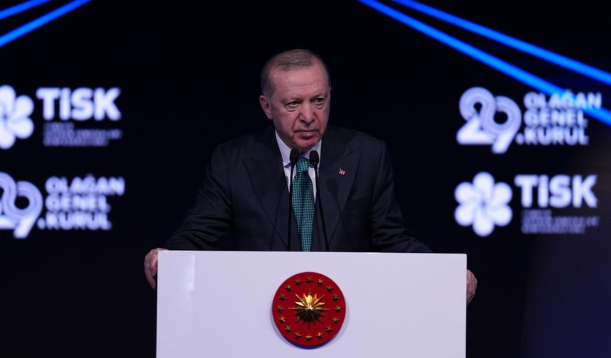 Erdoğan’dan asgari ücret öncesi patronlara “fedakârlık” çağrısı