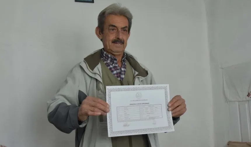 70 yaşında liseyi bitirdi üniversite sınavına hazırlanıyor