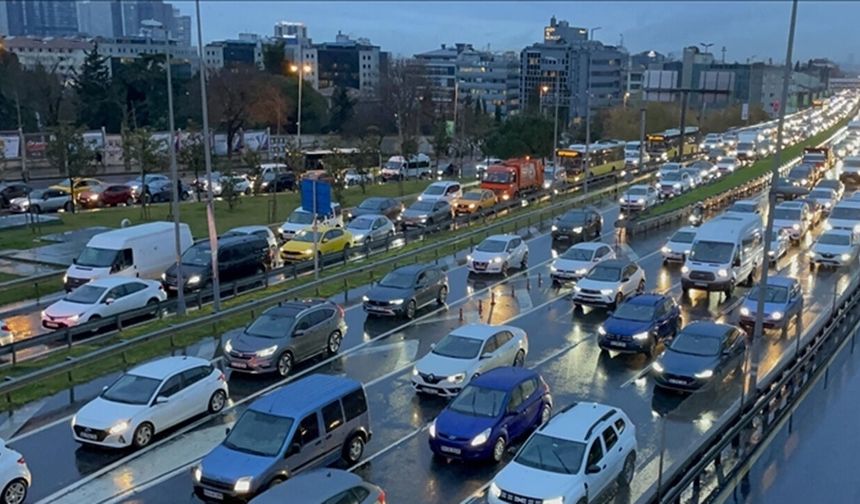 Araç sahipleri dikkat, 1 Ocak'ta tarife değişiyor! En düşük 15 bin, en yüksek 290 bin TL oldu