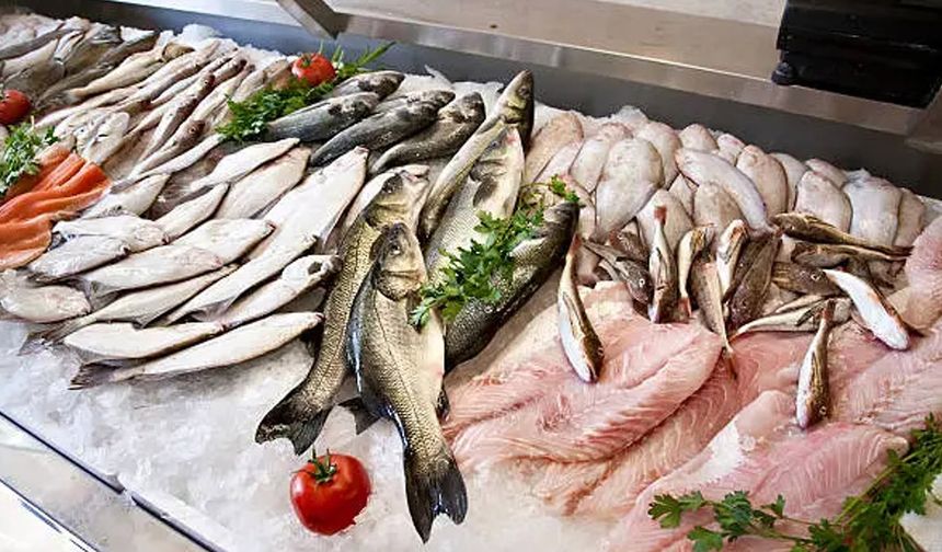 Aralık ayında bu balığı yiyen doktor yüzü görmüyor! Bağışıklığı çelik gibi yapıyor