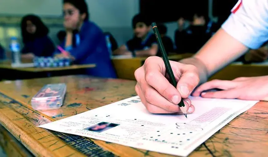 YKS'de yapay zekayla kopya skandalı: Tutuklanarak cezaevine gönderildi
