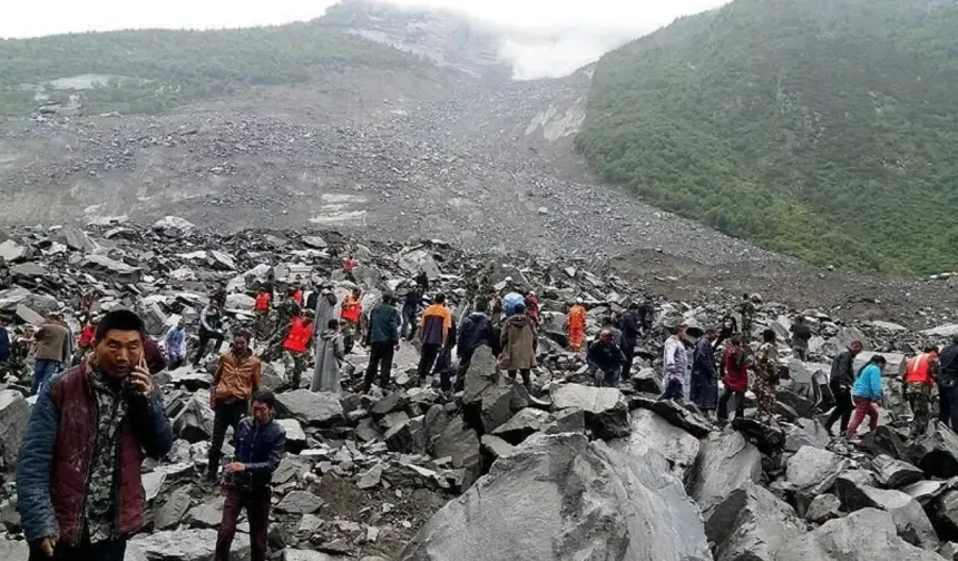 Gansu’da acı bilanço: Heyelan felaketinde 21 can kaybı!