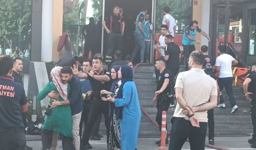 Batman'da yürekleri yakan sauna faciası: 3 yuvaya ateş düştü