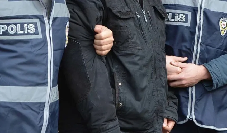 İstanbul'da aynı aileden 3 kişiyi darbettiği öne sürülen taksici ile arkadaşı yakalandı