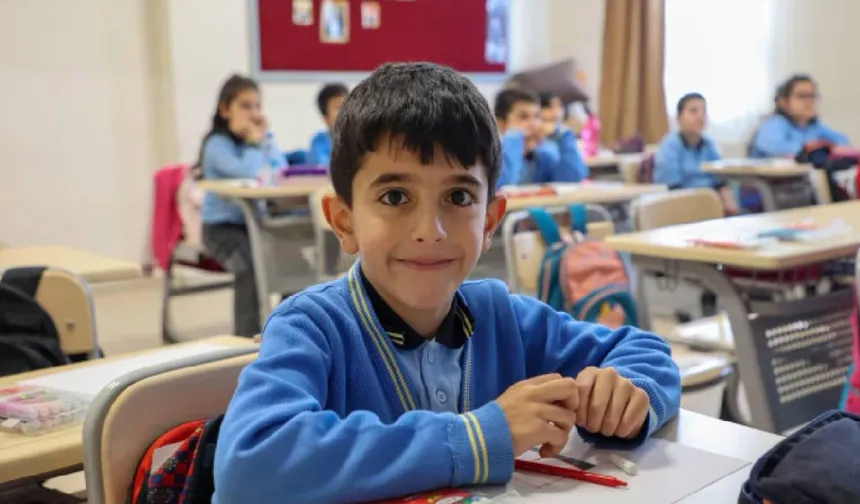 Okullarda bugün zil çalıyor ama... Eğitimde yapılması gerekenler yumak yumak! İşte 18 maddede eğitimin sorunları...
