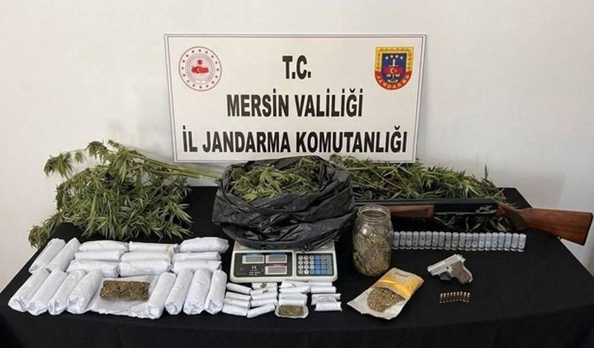 Mersin'de uyuşturucu operasyonunda yakalanan 4 zanlı tutuklandı