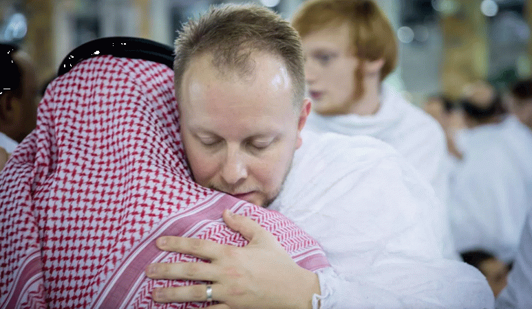 İslam'ı kabul ettikten sonra ilk kez umre yapan Avrupalılar