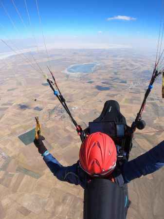 Türkiye’de bir ilki gerçekleştirdi! Tam 8 saat 15 dakika havada kaldı