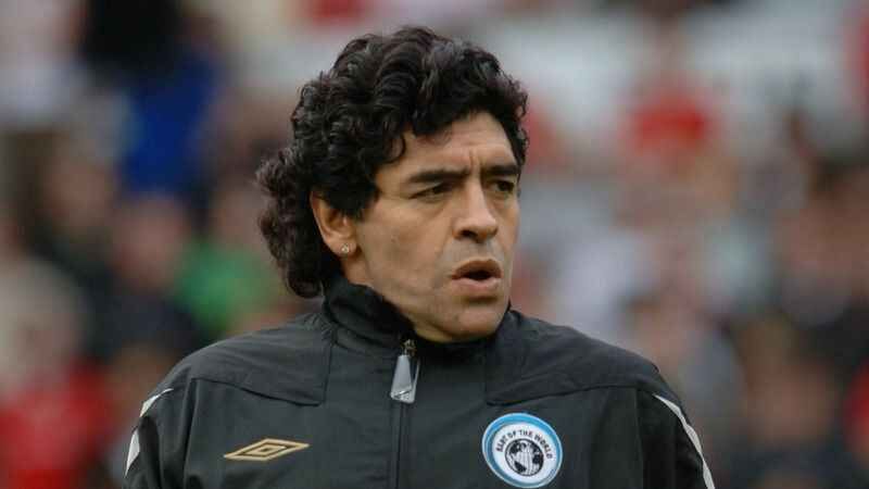 Maradona'nın koronavirüs testi pozitif çıktı!
