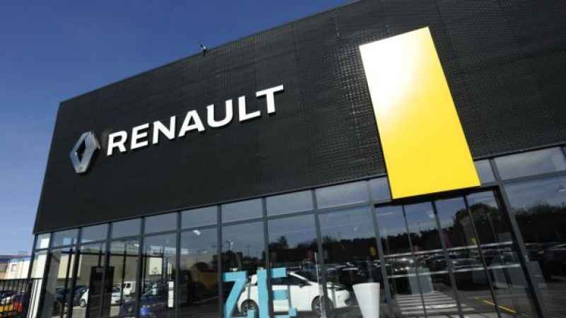 Çip krizi Renault'u fena vurdu! Satışları % 4,5 düştü