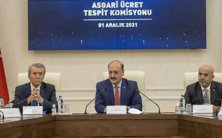Asgari ücret kulisi: Bakanlığın anketi sızdı, masada 2 rakam var