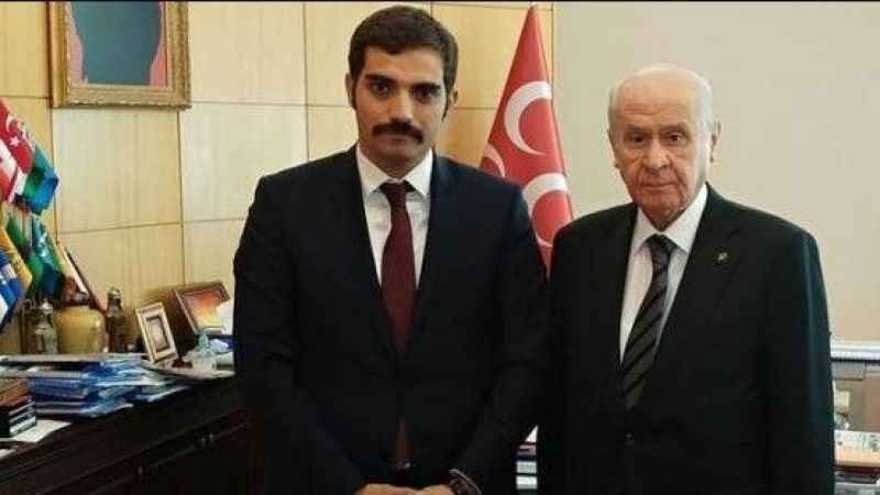 Bahçeli, TBMM'de yumruklamaya karşı çıktı! Peki, Sadi Somuncuoğlu Vakasında ne oldu! Peki, Saadetli gençlere reva görülen muamele! Peki, Sinan Ateş cinayeti unutuldu mu?