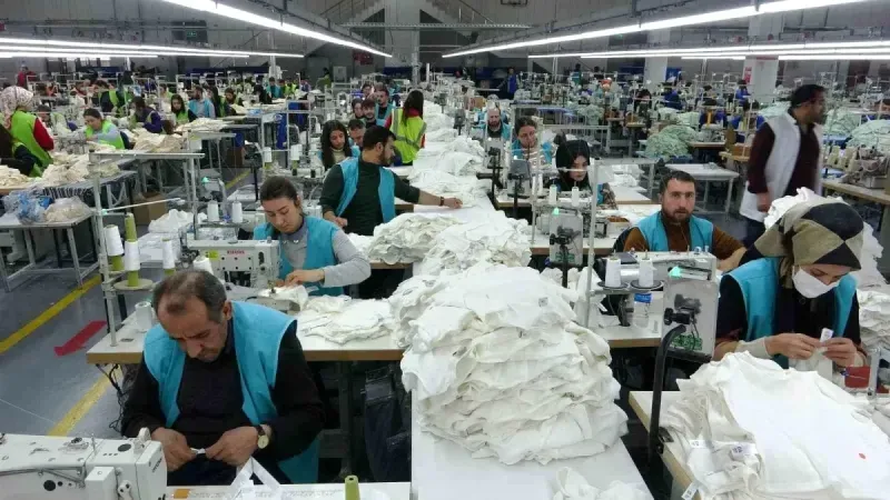 Tekstilde yeni rota Suriye ve Özbekistan