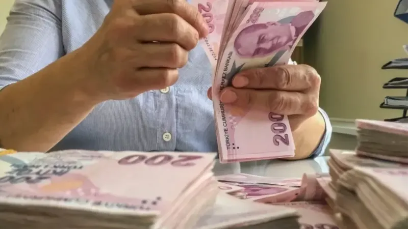 Memur emeklileri unutulmasın! 17.900 TL maaş alıyorlar isyan etmiyorlar