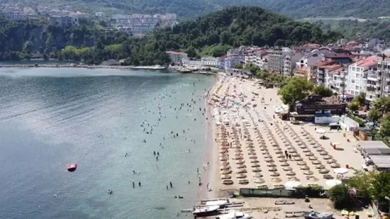 Amasra'nın ağırladığı turist sayısı 9 ayda 2 milyon 200 bini aştı