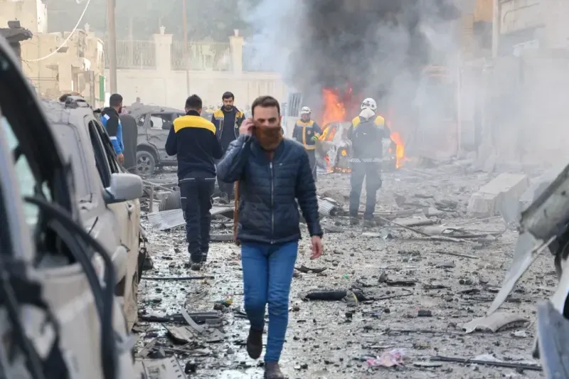 İdlib kent merkezine düzenlenen hava saldırılarında 4 sivil hayatını kaybetti