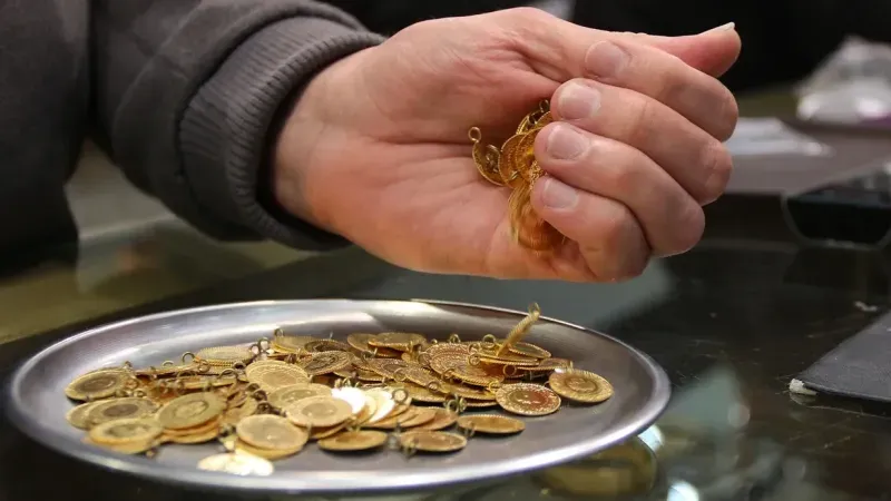 20 Ocak altın fiyatları belli oldu: Gram ve çeyrek altın kaç TL oldu? İşte güncel alış/satış tablosu..-2