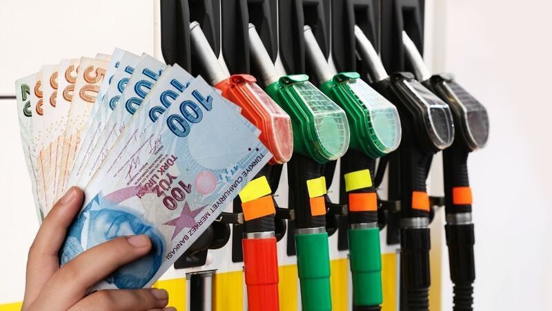 Akaryakıt fiyatlarında indirim rüzgarı: Benzin ve motorine yeni indirim geldi! İşte 8 Mart pompa rakamları..-1