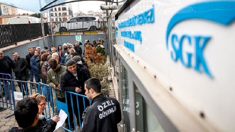 Maaşlar bir bir kesilmeye başlandı: SGK milyonlara inceleme başlattı
