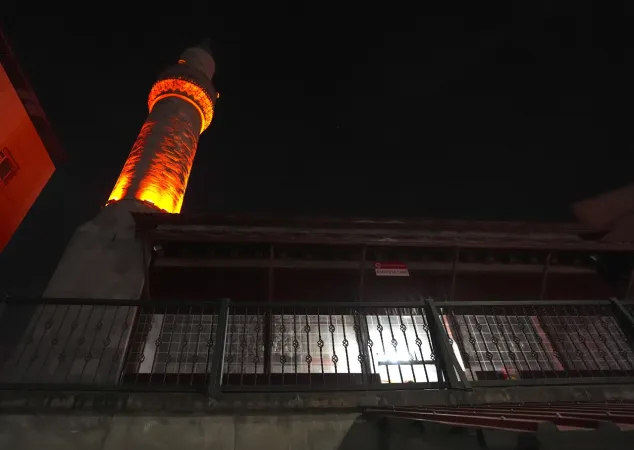 Ayazpaşa Camii'nde asırlardır hatimle teravih namazı kılınıyor-6
