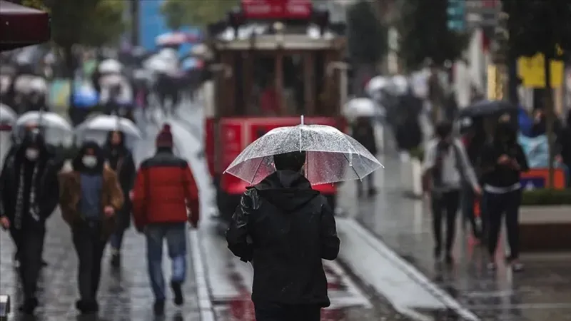 AKOM'dan kritik uyarı! İstanbul'a kuvvetli sağanak geliyor-1