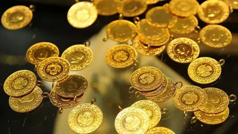 Altın uzmanı gram altın gerçeklerini açıkladı! Yıl sonu tahmini dikkat çekti