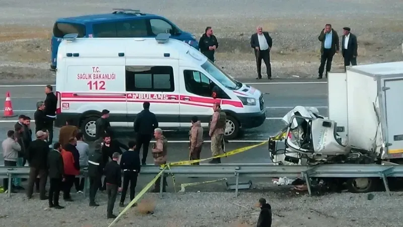 Van'daki kazada hayatını kaybedenlerin kimlikleri açıklandı! 