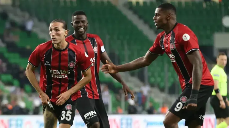 Süper Lig'e çıkan son takım Fatih Karagümrük oldu!