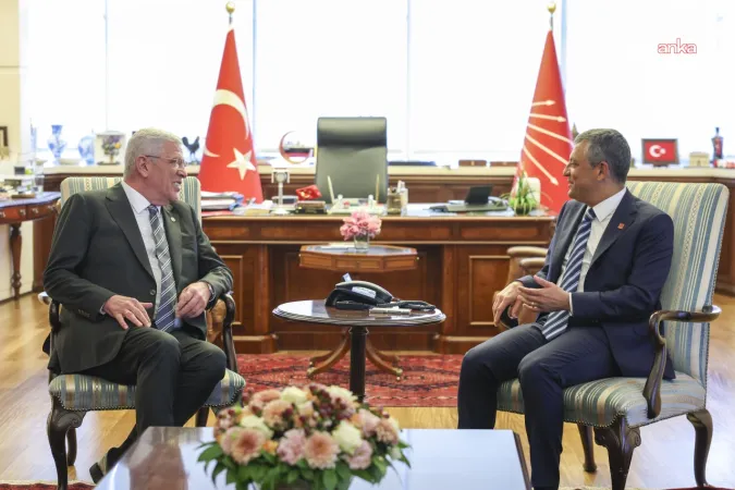 Dervişoğlu'ndan Özel'e destek ziyareti... Dervişoğlu: İktidarın baskısına direnç gösterme ihtiyacı olursa hem şahsen hem de İYİ Parti olarak bundan geri durmayız