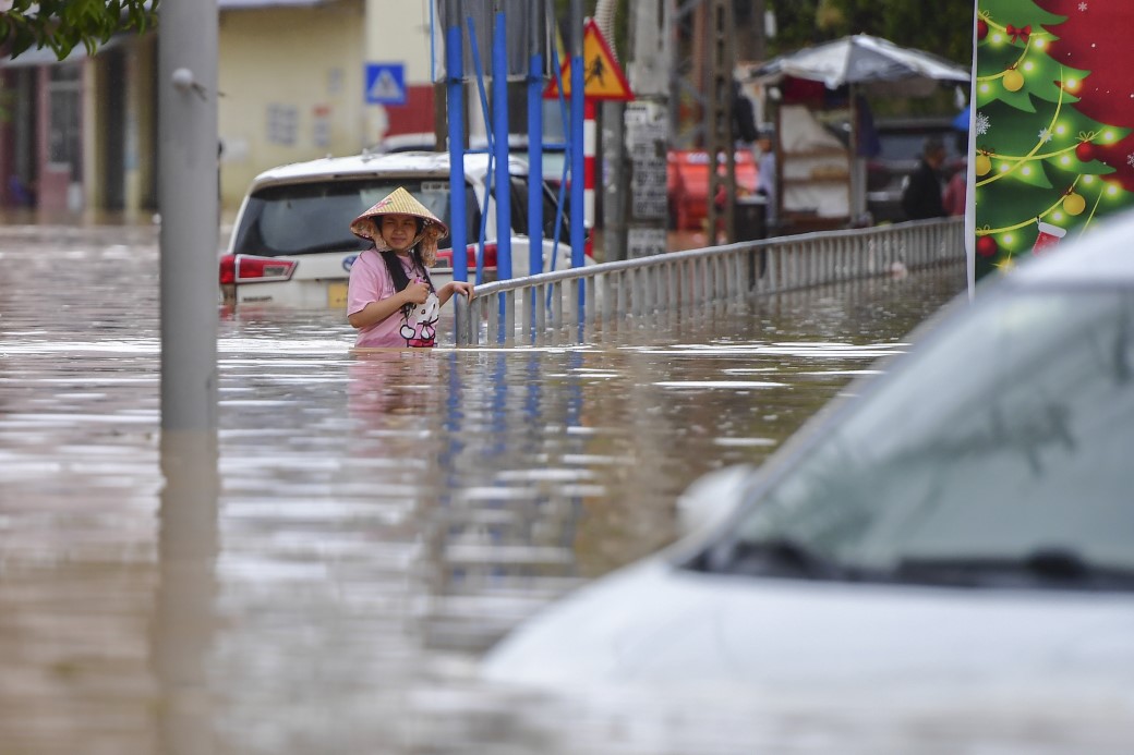 Dakikalar Içinde Oldu, Bilanço Ağırlaştı Vietnam’da Can Kaybı 55’E Çıktı! (2)