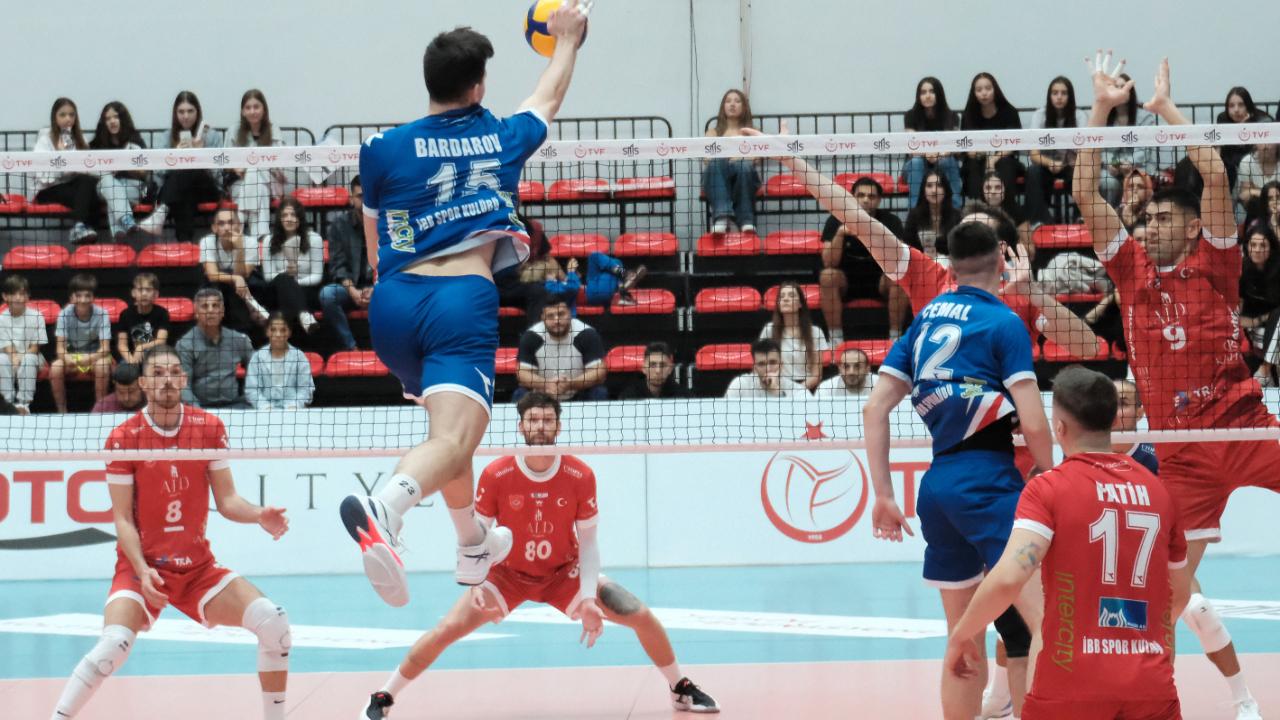 Efeler Ligi’nde İstanbul Büyükşehir Belediyespor, Alanya Deplasmanından 3 1’Lik Galibiyetle Döndü (1)-1