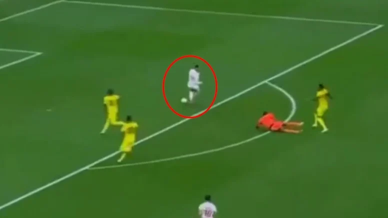 En Nesyri Öyle Bir Gol Kaçırdı Ki Kimse Inanamadı! Fenerbahçeliler Eyvah Diyor (6)