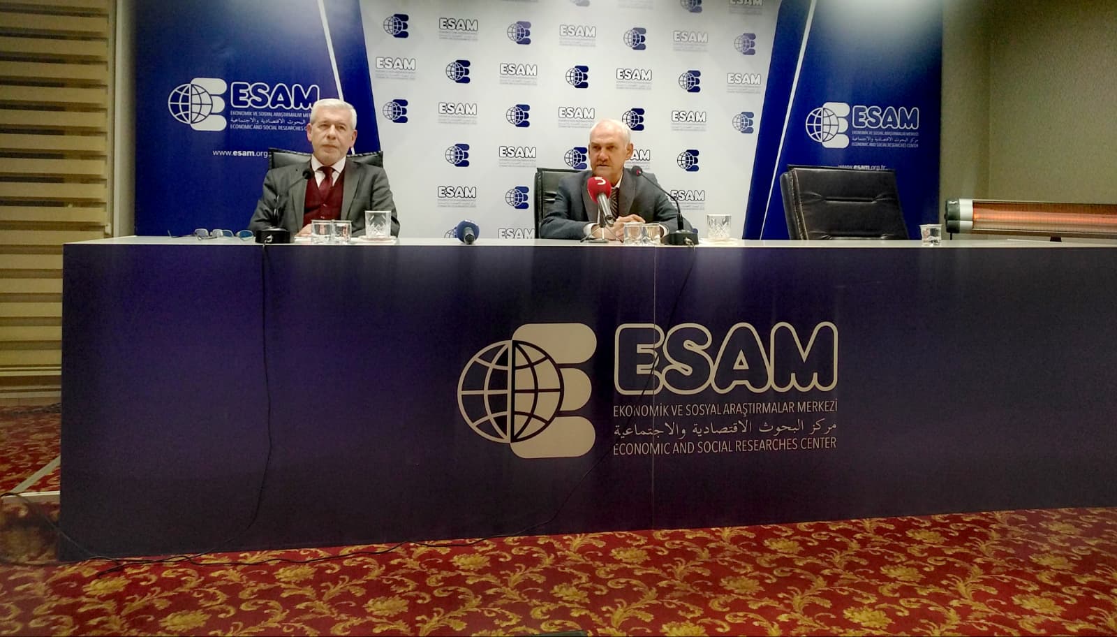 Esam'da Çatışmaların Perde Arkası Masaya Yatırıldı Sudan Ideolojik Değil, Ekonomik Nedenlerle Karıştırıldı!