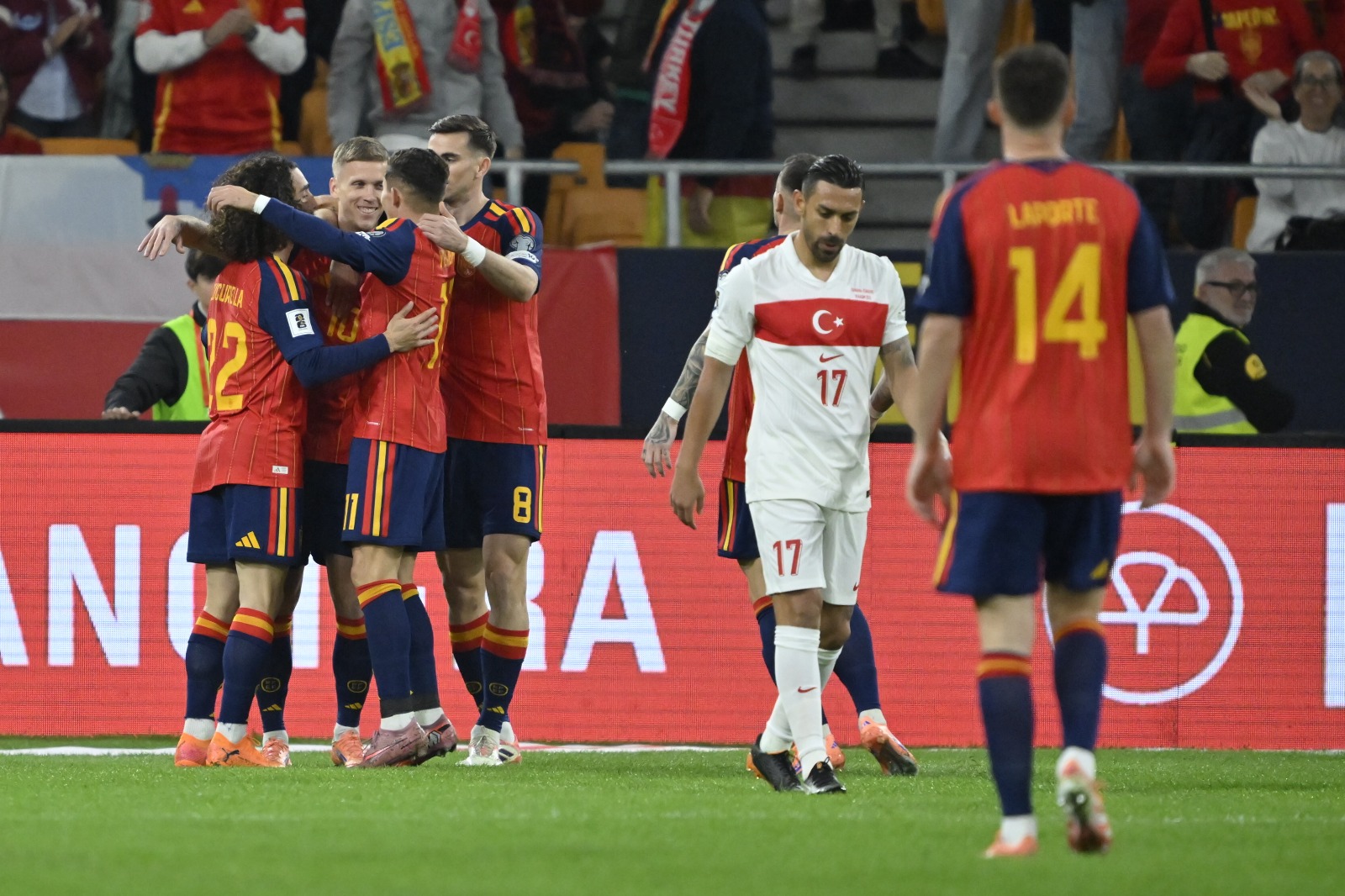 Futbol Devi İspanya’ya Futbol Dersi Verdik! Buraya Kadar Gol Yemeden Gelmişlerdi Ama Iki Gol Birden Attık (3)-1