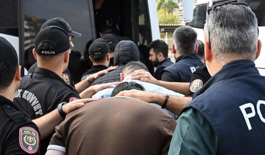 Futbolda Bahis Operasyonunda Yeni Gelişme 17'Si Hakem 19 Kişi Adliyeye Sevk Edildi (2)-1