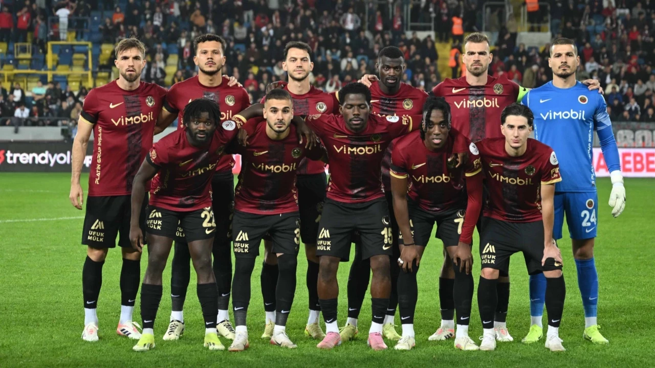 Galatasaray–Gençlerbirliği Maçı Ne Zaman, Saat Kaçta Herkesin Aklında O Soru Var! (7)-1