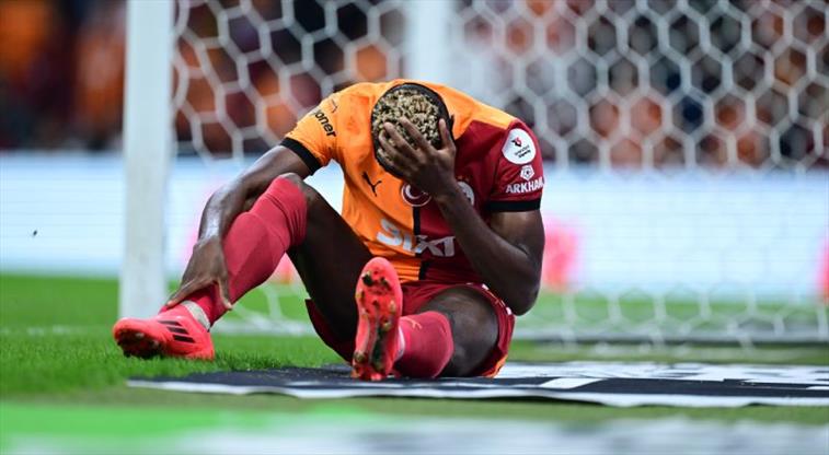 Galatasaray'da Osimhen Korkusu! Fenerbahçe Derbisinde Oynayacak Mı (1)