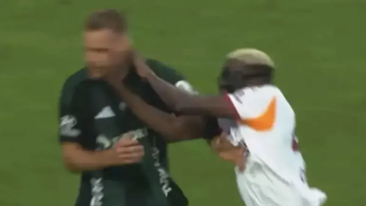 Galatasaray'ın Golü Ofsayt Mı, Fenerbahçe'ye Kırmızı Kart Çıkmalı Mıydı Dev Maçların Tartışmalı Hakem Kararları (4)