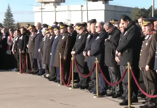 Gürcistan’da Düşen Askeri Uçakta Şehit Olan 20 Asker Için Ankara’da Tören Düzenlendi (1)-1