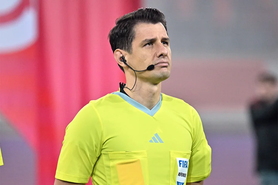 Halil Umut Meler Milli Maç Yönetti O 2 Karar Geceye Damga Vuran (3)