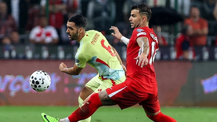 İspanya Türkiye Canlı Anlatım (2)