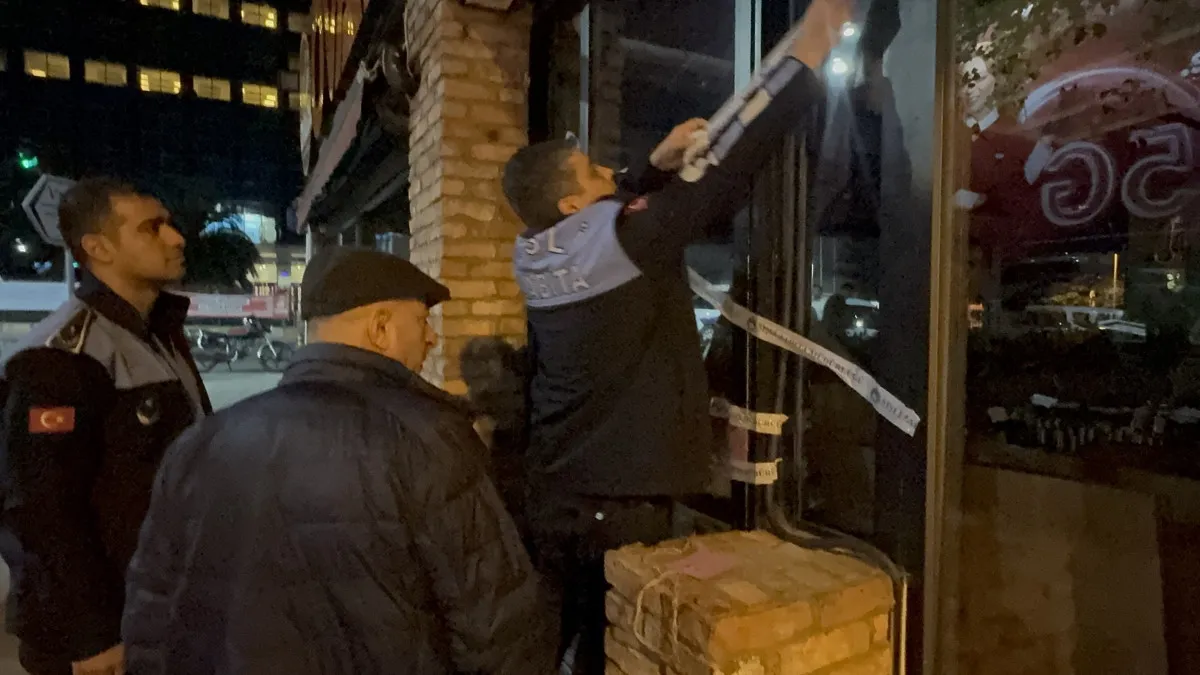 İstanbul’un Göbeğinde Skandal! 25 Kişi Aynı Restorandan Zehirlendib