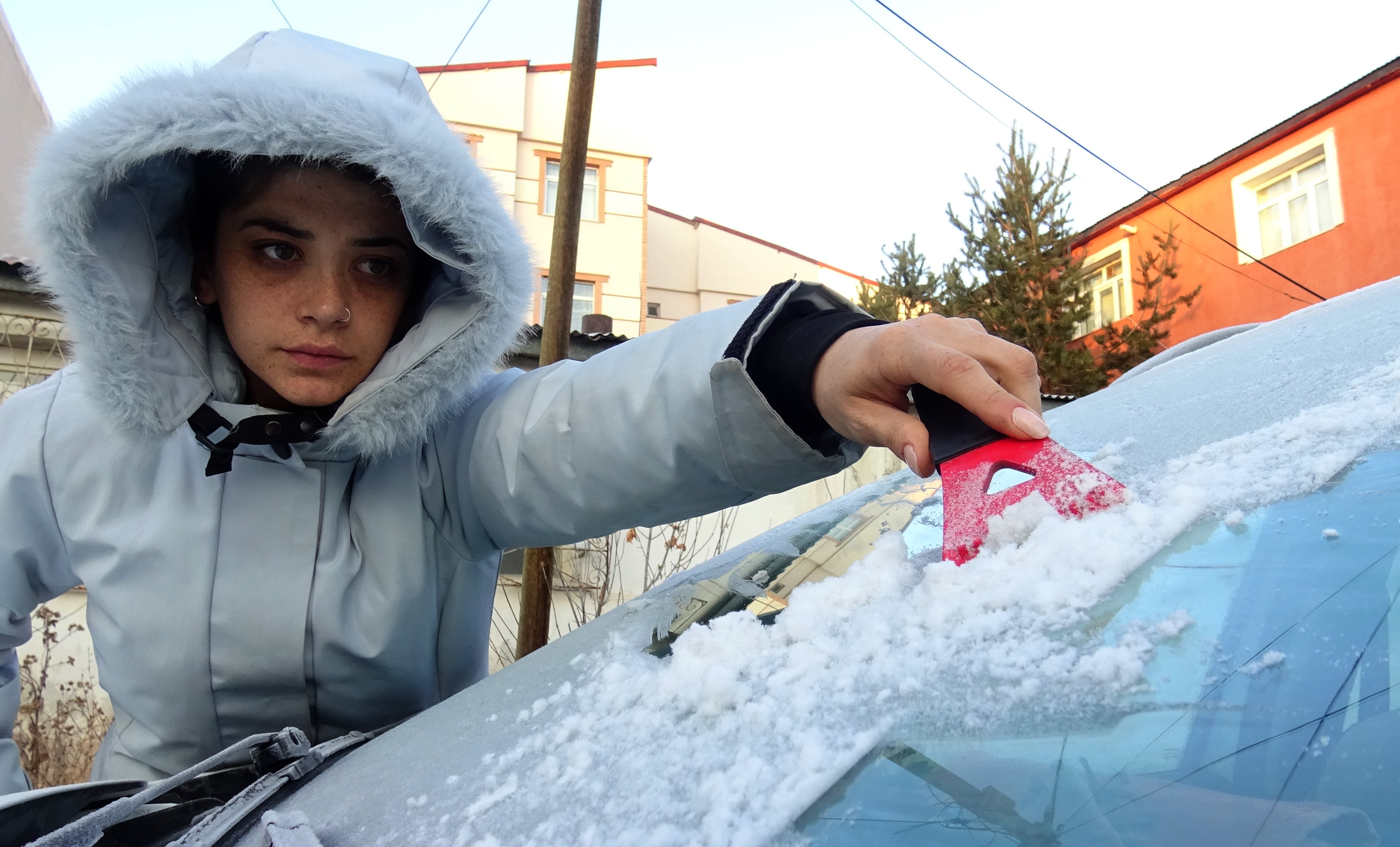 İşte Günün Hava Durumu Erciyes’e Kar Yağdı, Kars’ta Kırağı Etkili Oldu (4)