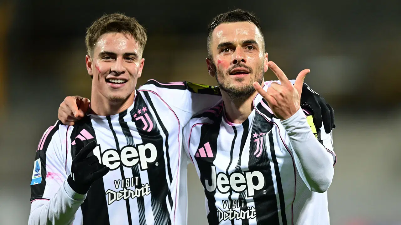 Kenan Yıldız Şov Yaptı Şampiyonlar Ligi'nde Yer Yerinden Oynadı! Uefa Ödül Geldi (1)