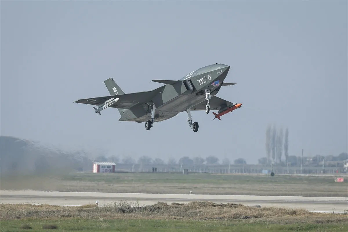 Kizilelma Jet Hedefi Tam 12'Den Vurdu